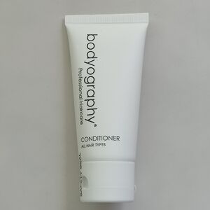 FREE WITH ANY PURCHASE NEW BODYOGRAPHY PROFESSIONAL CONDITIONER TRAVEL SIZE